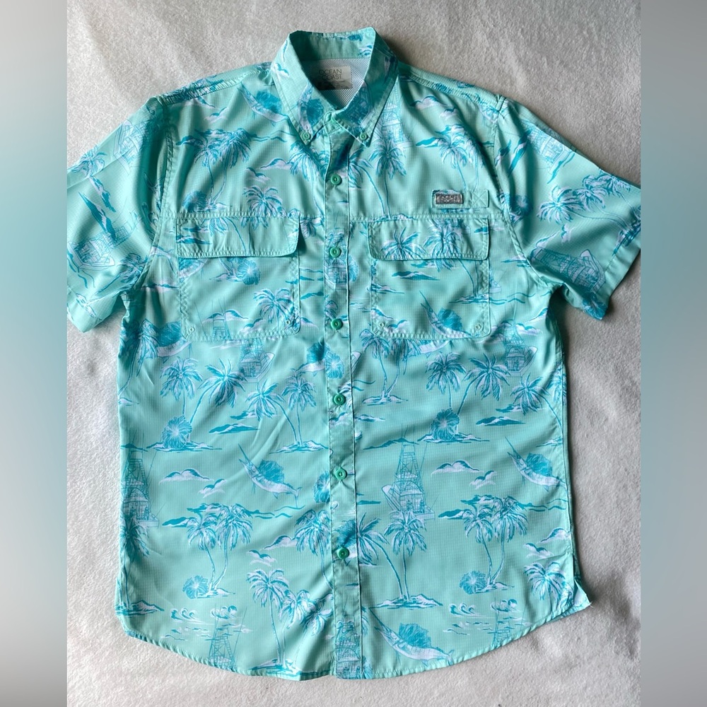 🎣 Ocean + Coast Mens Short Sleeve Printed Fishing Shirt sz Small